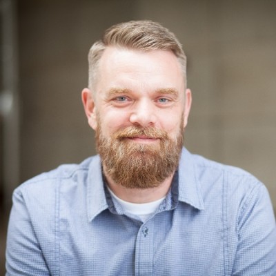 Customer AI Helps Stockpile Achieve 350% ROI with Conversation Tagging Automation